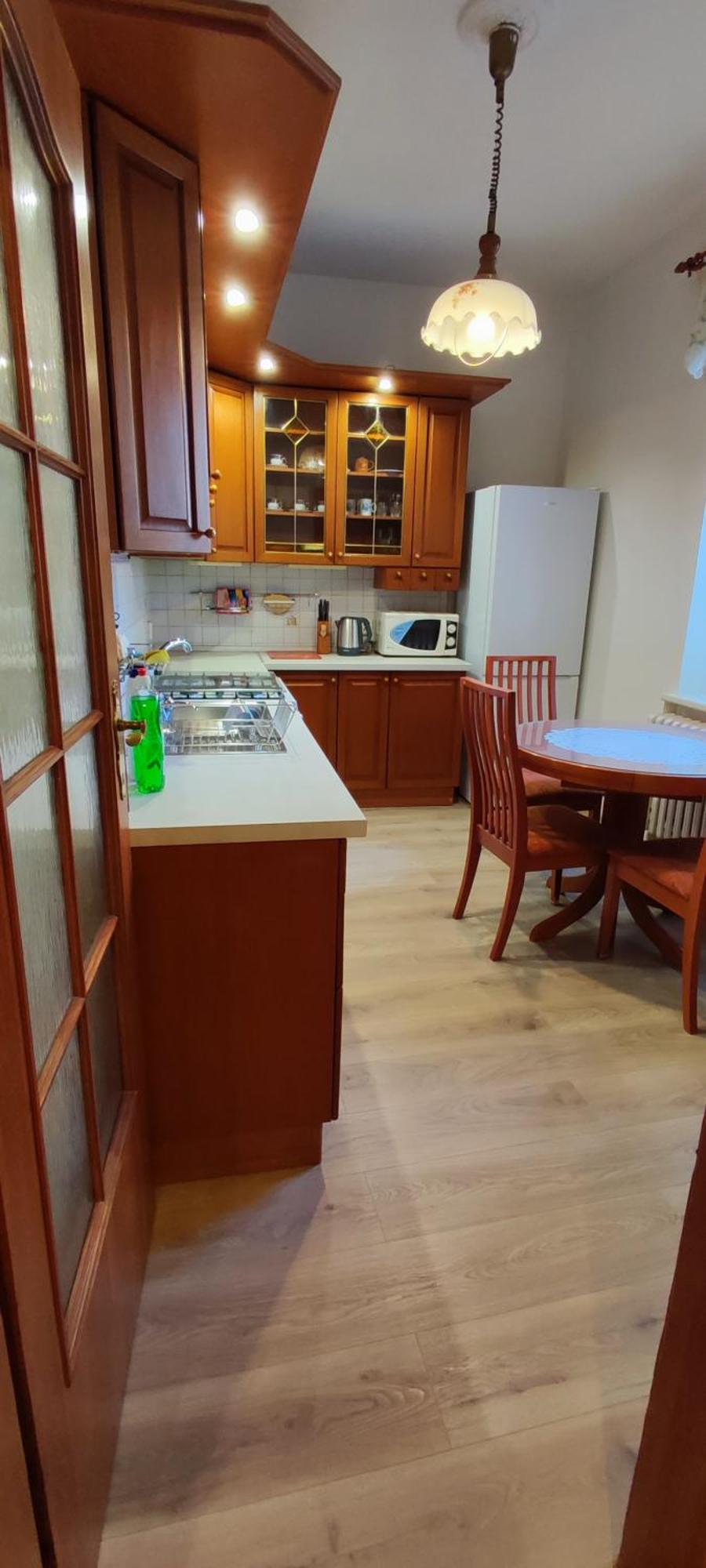- - Robotnicka Apartmán